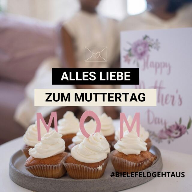Muttertag - an diesem besonderen Tag wünschen wir allen Müttern alles Liebe, Ihr seid großartig! 🥰
Da Liebe bekanntlich durch den Magen geht, könnt ihr euren Mamas auch etwas leckeres zu Essen zaubern. Auf unserer Website: www.Bielefeld-geht-aus.de findet ihr genug Inspiration! 🍽️💕

Wer den klassischen Weg gehen möchte und noch einen Blumenstrauß benötigt, kann gerne bei dem letzten Post vom @bielefelder_magazin vorbeischauen.
Dort findet ihr drei schöne Blumen-Spots 💐 in Bielefeld.

#Bielefeldgehtaus #Gastromagazin #Bielefeld #Muttertag #Liebe