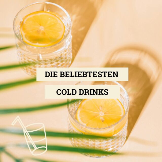Bereit für erfrischende Drinks?🥂

Passend zum schönen Wetter haben wir heute für euch die drei beliebtesten Cold Drink Rezepte für heiße Tage! ☀️

1. Wassermelonen-Slushie:
 - Zutaten: Wassermelone, Limettensaft, Eiswürfel.
 - Zubereitung: Wassermelone pürieren, Limettensaft hinzufügen, mit Eiswürfeln mixen, eiskalt genießen.

2. Eistee mit Zitrone und Minze:
 - Zutaten: Schwarztee, Zitronensaft, frische Minze, Eiswürfel, Zucker nach Bedarf.
 - Zubereitung: Tee kochen, abkühlen lassen, mit Zitronensaft und Zucker mischen, Minze hinzufügen, mit Eiswürfel servieren.

3. Iced Matcha Latte:
 - Zutaten: Matcha-Pulver, Milch, Honig, Eiswürfel.
 - Zubereitung: Matcha-Pulver mit warmem Wasser anrühren, Milch und Honig hinzufügen, mit Eiswürfel gießen.

Viel Spaß beim Mixen und Genießen dieser erfrischenden Drinks! ✨🍹

#bielefeldgehtaus #gastromagazin #colddrinks #erfrischungpur