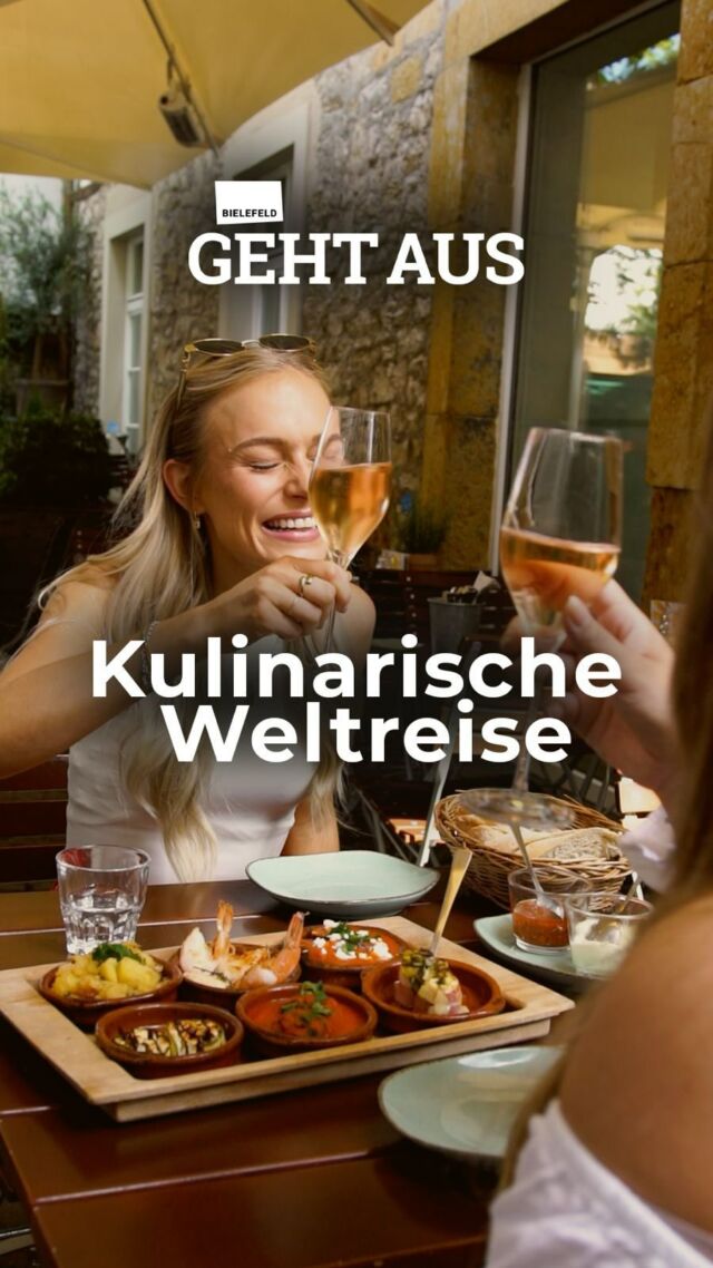 NEU bei @bielefeld.geht.aus 🚨

Ab sofort stellen wir euch regelmäßig verschiedene Gastgeber aus der Bielefelder Gastronomie 🍽️ in kurzen Video-Reels vor. 🎥

Erlebe hautnah die Menschen hinter deinen Lieblingsrestaurants, erfahrt Geheimnisse und lass dich einfach überraschen. 😮 

Wir zeigen dir, warum du diese Hotspots unbedingt besuchen solltest. 😋 

Und: Es gibt tolle Gewinnspiele! 😍🎁 

Bleib dran und entdecke Bielefelds kulinarische Vielfalt wie nie zuvor! 🌍🧳 

Danke an unsere Partner: @westfalen_tankstelle in der Osningstraße 15, da wir viel 🚘 unterwegs sind und dem Getränkefachhandel Langejürgen, weil ihr immer unsere Lieblingsgetränke habt. 🙏🏻❤️🥂

#BielefeldGehtAus #Gastronomie #restaurants #EntdeckeBielefeld